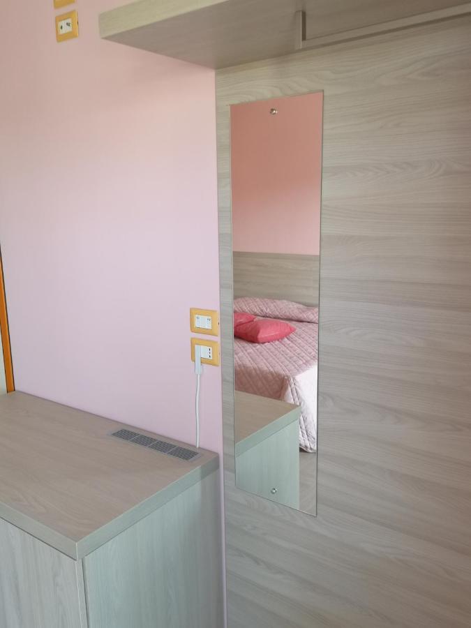 Hotel Clodi Ascoli Piceno megye Kültér fotó