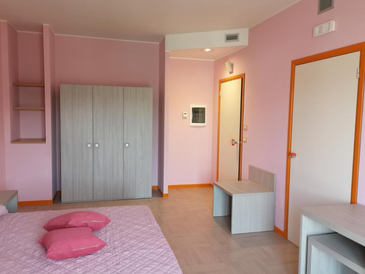 Hotel Clodi Ascoli Piceno megye Kültér fotó