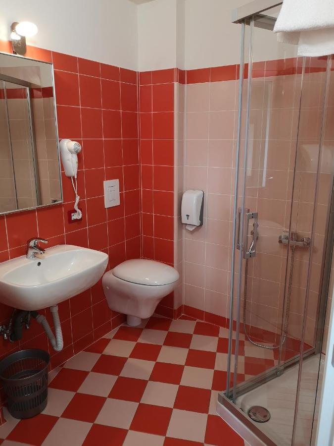 Hotel Clodi Ascoli Piceno megye Kültér fotó